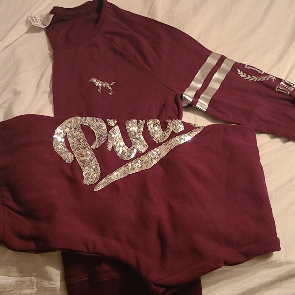 Pink jogger set Top is a small/pants medium